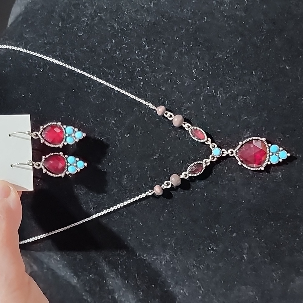 Avon Southwest style Pendant Necklace